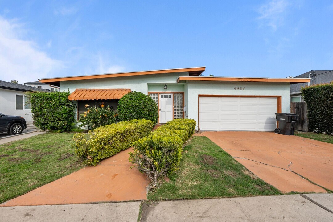 4927 63rd St in San Diego, CA - Building Photo