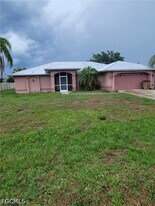 311 Inman St in Lehigh Acres, FL - Building Photo