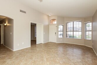 9935 W Potter Dr in Peoria, AZ - Building Photo - Building Photo