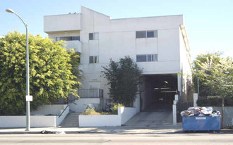 520 N Virgil in Los Angeles, CA - Foto de edificio - Building Photo