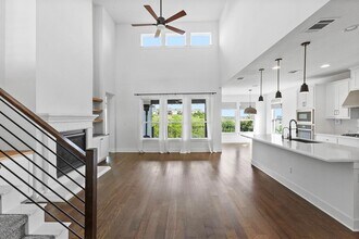 829 Dayridge Dr in Dripping Springs, TX - Building Photo - Building Photo