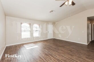 1343 SE 12th Terrace in Cape Coral, FL - Building Photo - Building Photo