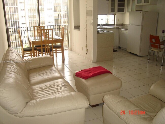 property at 16919 N Bay Rd