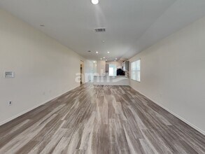 5900 Bell Tower Ln in Austin, TX - Building Photo - Building Photo