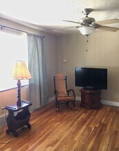 742 Jane St in Pittsburgh, PA - Building Photo - Building Photo