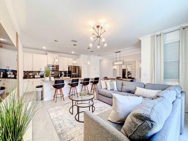 4259 Paragraph Dr in Kissimmee, FL - Building Photo - Building Photo