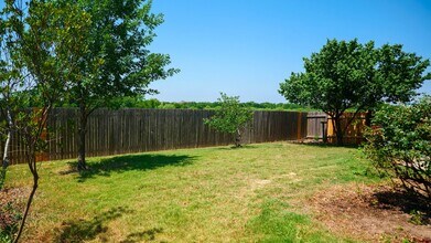 17208 Bridgefarmer Blvd in Pflugerville, TX - Building Photo - Building Photo