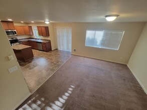 851 NW Snow Creek Way in Bremerton, WA - Building Photo - Building Photo