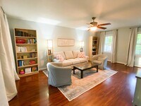 319 Brookfield Cir photo'