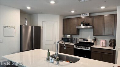 3535 Montepulciano Ln in Henderson, NV - Building Photo - Building Photo