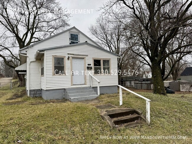 2701 Elrod Pl NE in Canton, OH - Building Photo - Building Photo