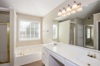 2291 Grand Jct in Alpharetta, GA - Foto de edificio - Building Photo