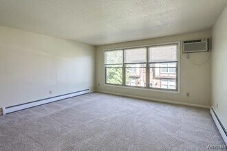 3 Chestnut Ridge Ln in Amherst, NY - Building Photo - Building Photo