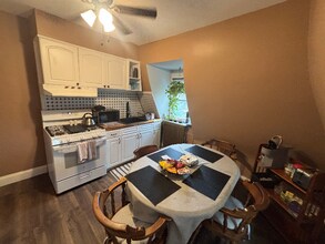 83 S Hamilton St in Poughkeepsie, NY - Foto de edificio - Building Photo