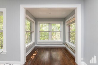 312 Lee St in Evanston, IL - Building Photo - Building Photo