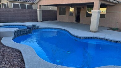 3706 Greenfield Lakes St in Las Vegas, NV - Building Photo - Building Photo