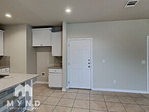 1640 W Broade St in Leander, TX - Building Photo - Building Photo