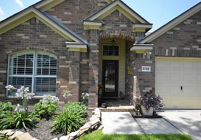 5729 Forest Timbers Dr in Atascocita, TX - Building Photo - Building Photo