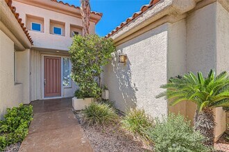 8349 Turtle Creek Cir in Las Vegas, NV - Building Photo - Building Photo