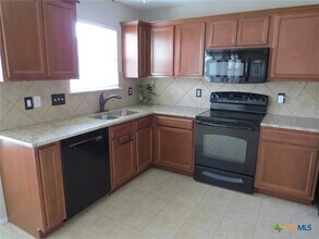 5100 Lions Gate Ln in Killeen, TX - Building Photo - Building Photo