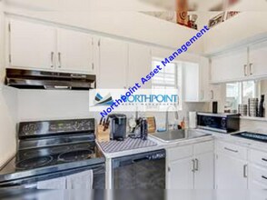 610 Poplar Pl in Nashville, TN - Building Photo - Building Photo