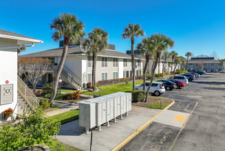 Mai Kai Condominiums in Orlando, FL - Building Photo - Building Photo