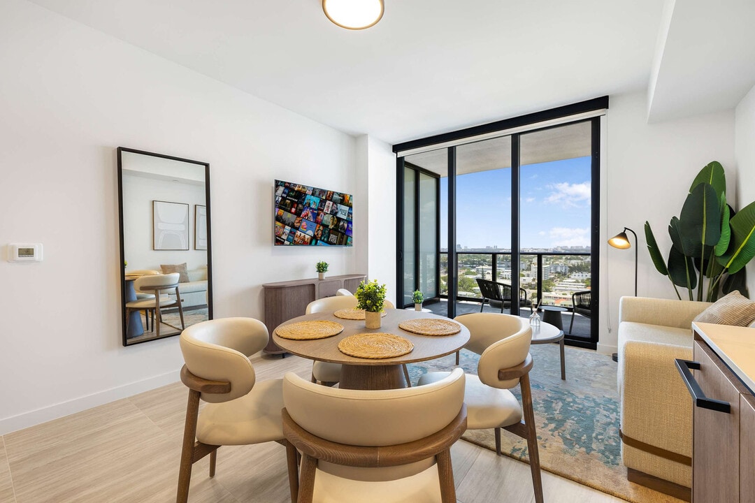 580 72nd St in Miami Beach, FL - Building Photo