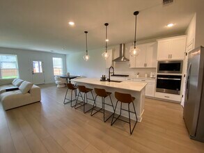 11808 Paseo de los Lagos Ln in Manor, TX - Building Photo - Building Photo