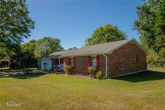 3441 Parr Rd SE in Conyers, GA - Building Photo - Building Photo
