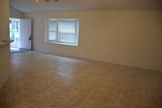 2393 Paulette Dr in Haines City, FL - Building Photo - Building Photo