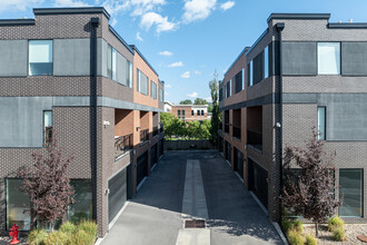 Moda Peak in Draper, UT - Foto de edificio - Building Photo