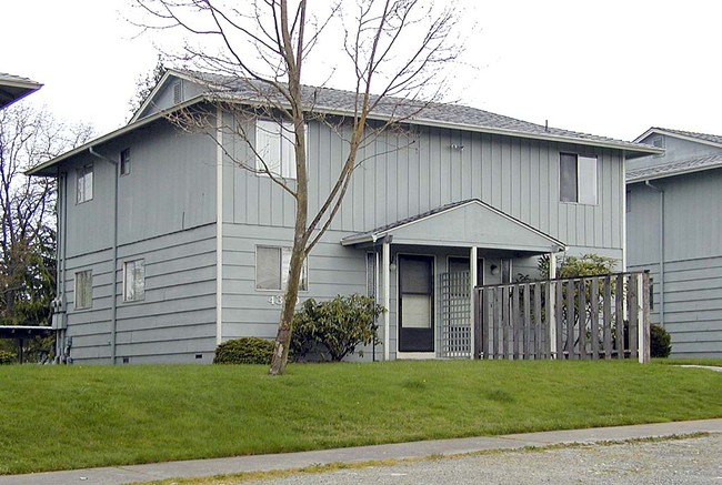 Beck Duplexes in Tacoma, WA - Building Photo - Other