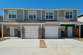 7703 Owen Ln in Oklahoma City, OK - Building Photo - Building Photo