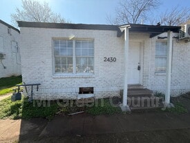 2430 E Pine St in Tulsa, OK - Building Photo