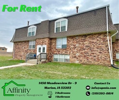 1450 Meadowview Dr in Marion, IA - Building Photo