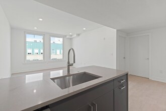 2000 Dreer St in Philadelphia, PA - Building Photo - Building Photo