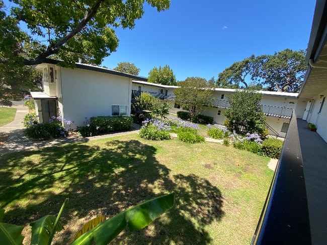 14225 Lora Dr-Unit -#70 in Los Gatos, CA - Building Photo - Building Photo