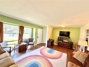 3042 Hudson Ct in Decatur, GA - Building Photo - Building Photo