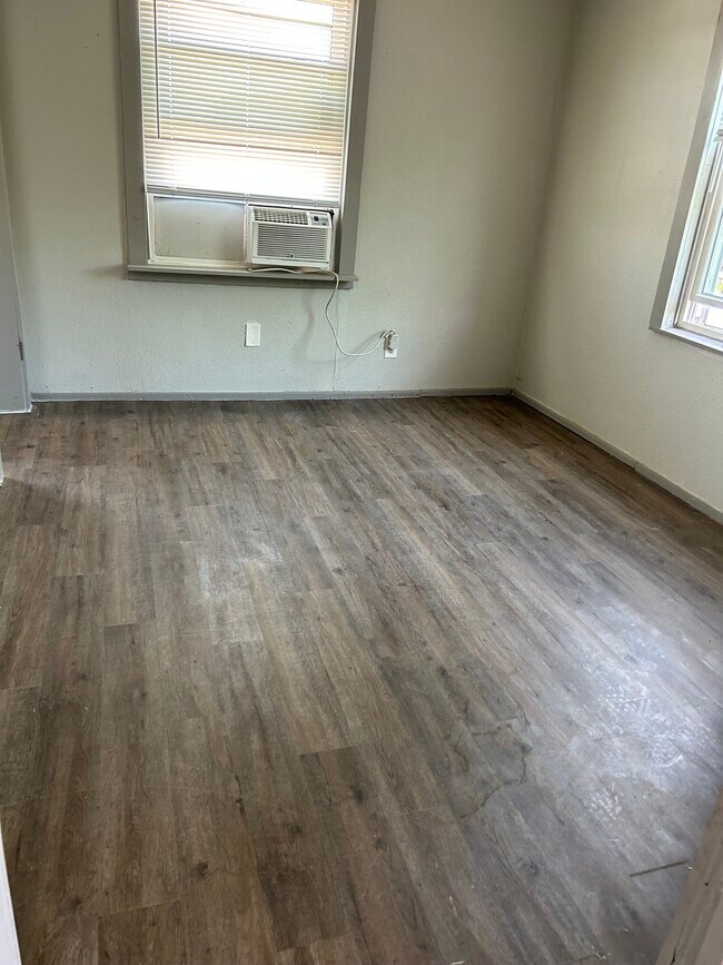 715 Tank Battalion Ave in Killeen, TX - Building Photo - Building Photo