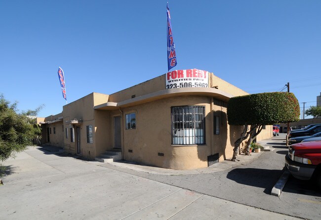1444 S Atlantic Blvd