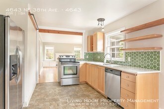 4643 NE 38th Ave-Unit -4643 in Portland, OR - Building Photo - Building Photo