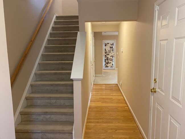 316 Langhorne Dr in Mount Holly, NC - Building Photo - Building Photo