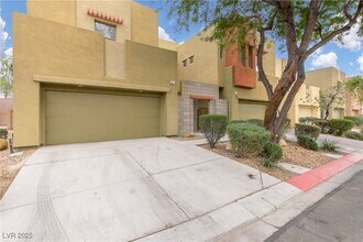 6472 Spiced Butter Rum St in North Las Vegas, NV - Building Photo - Building Photo