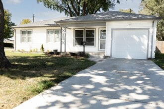 3541 S Southwood Dr in Wichita, KS - Building Photo - Building Photo