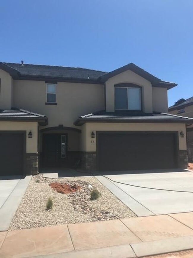 property at 2520 Blackhawk Dr