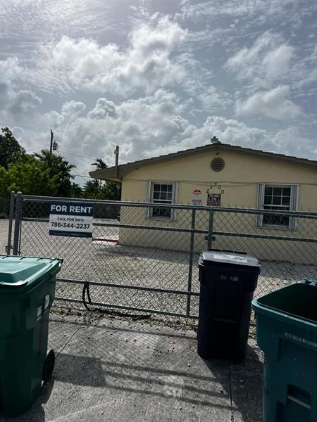 22300 SW 115th Ave in Miami, FL - Building Photo - Building Photo