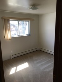 45844-45864 Cass Ave in Utica, MI - Foto de edificio - Interior Photo