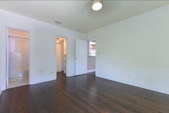 123 N Palmway, Unit Guest House in Lake Worth Beach, FL - Foto de edificio - Building Photo