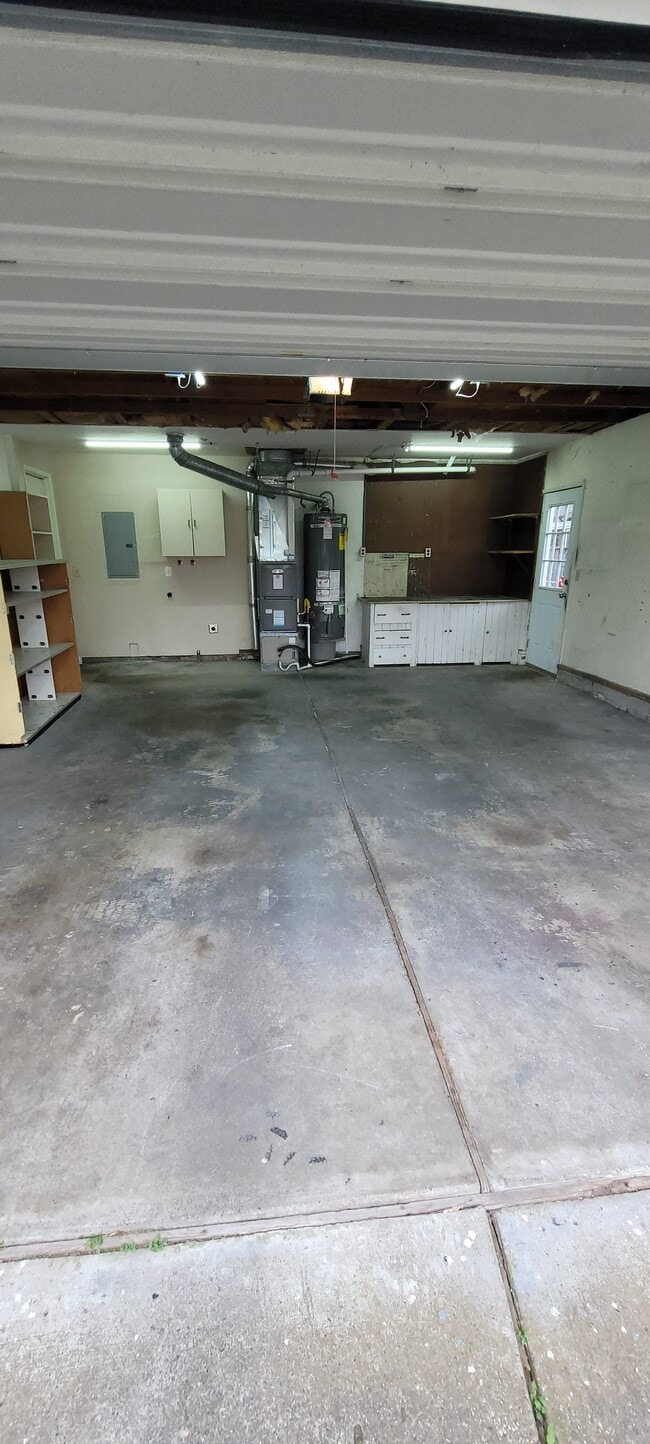 2091 NE Liberty Ave in Gresham, OR - Building Photo - Building Photo