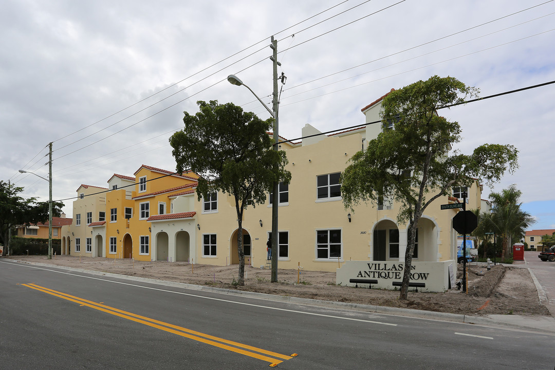 Villas On Antique Row-Phase II in West Palm Beach, FL - Building Photo